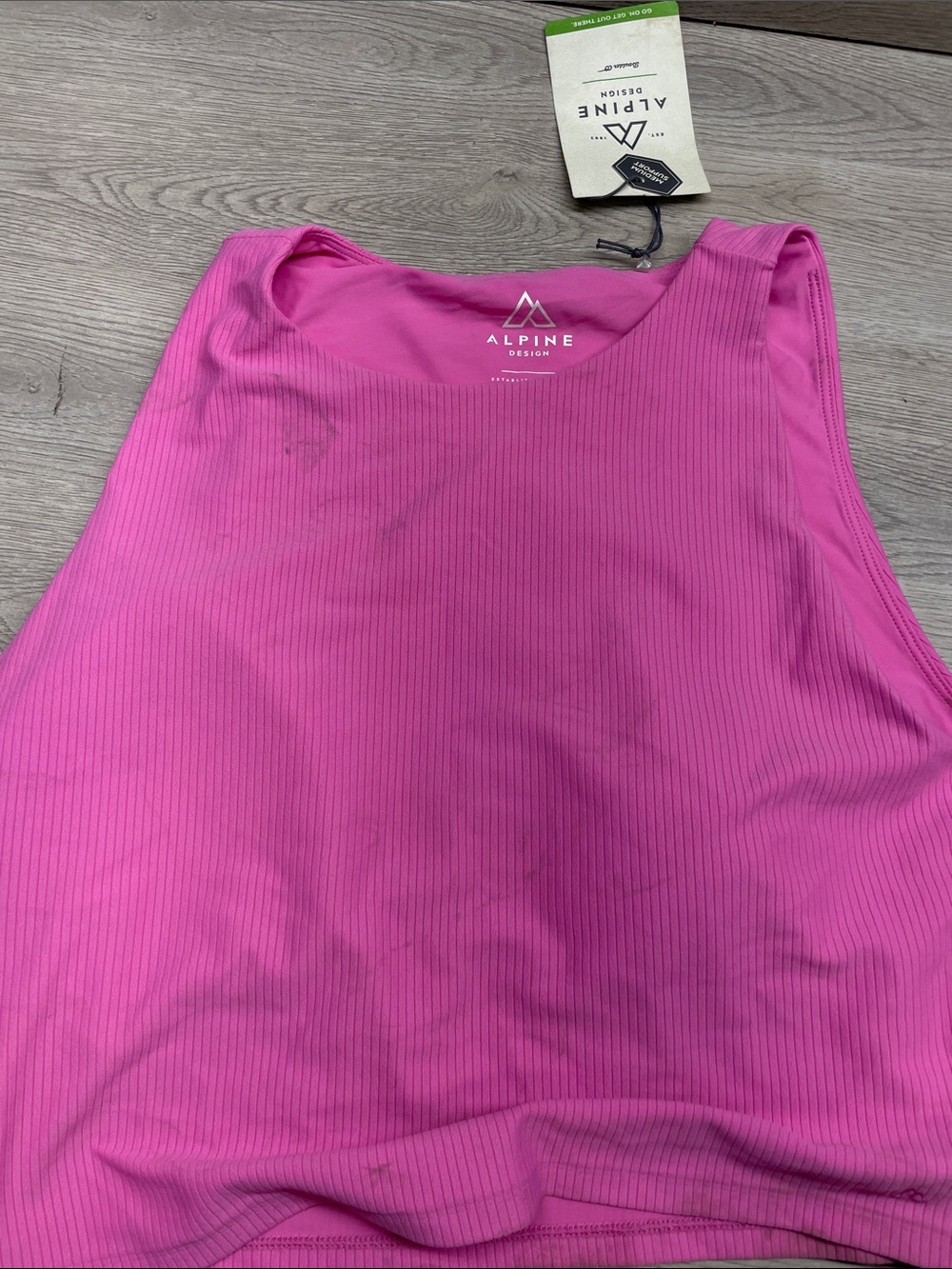 Alpine bright pink ribbed tank top C16